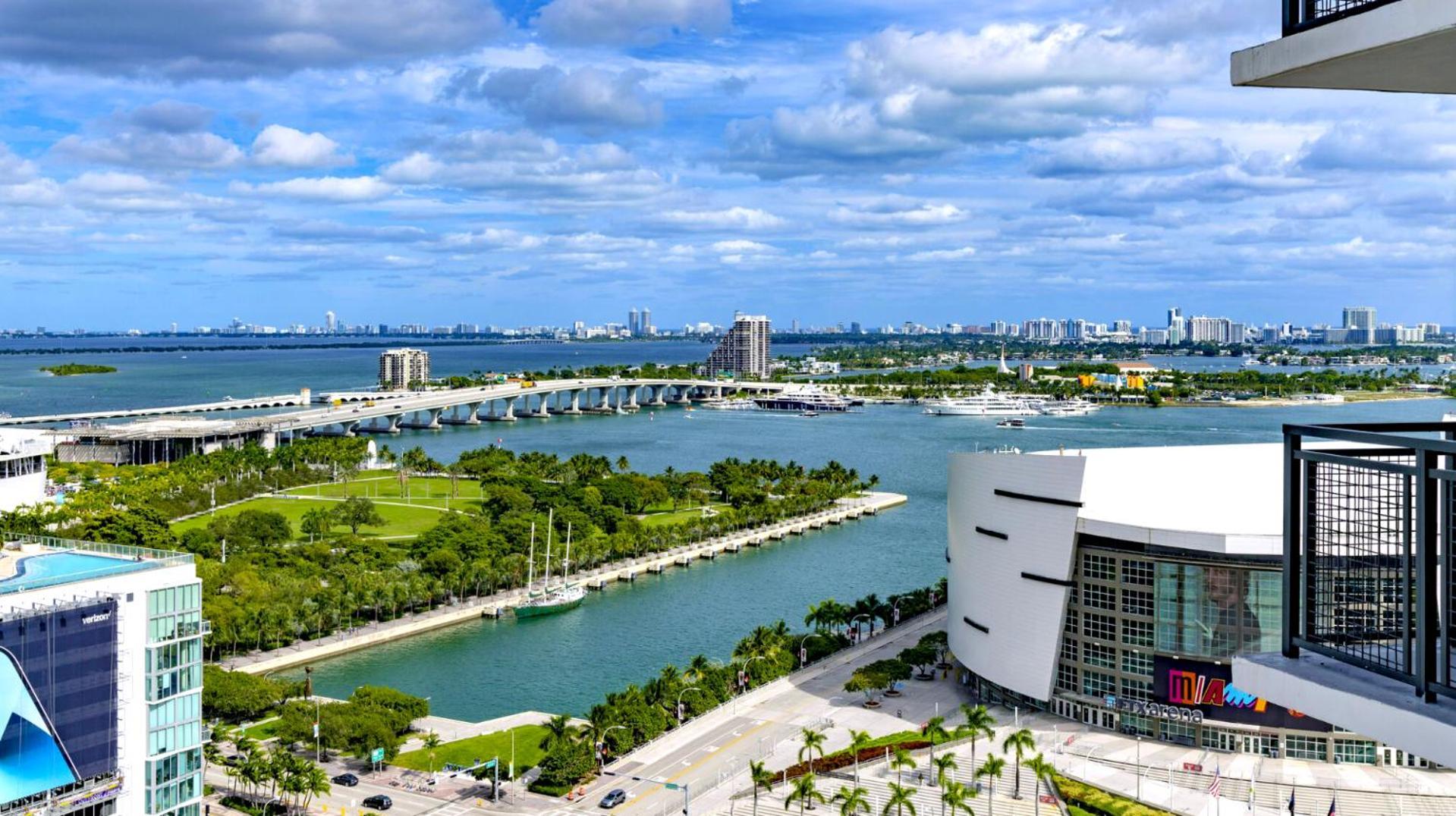 Experience The Perfect Miami Life!! Centrally Located Luxury Condo! Exterior foto